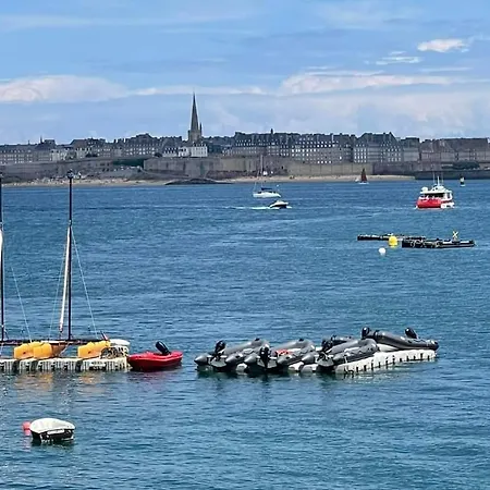Dinard Apartment *